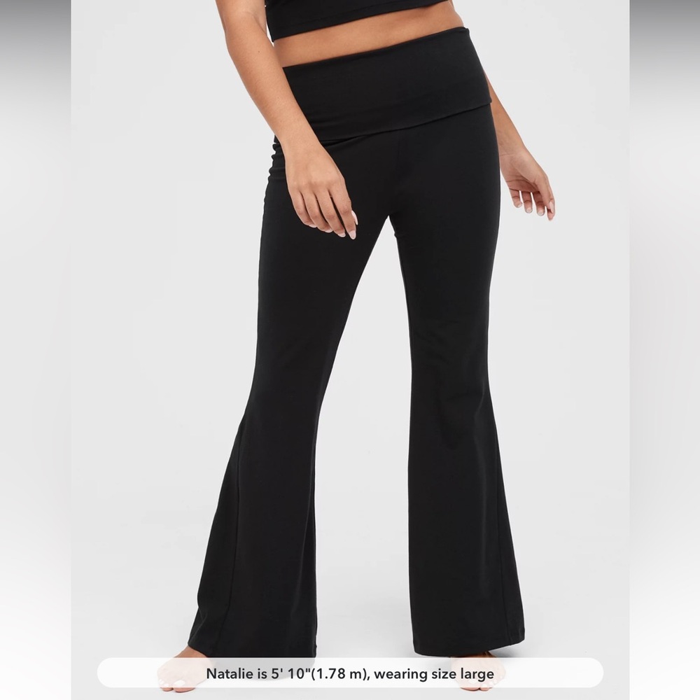 American Eagle Aerie Foldover High Waisted Super Flare Legging (L Short, Black)